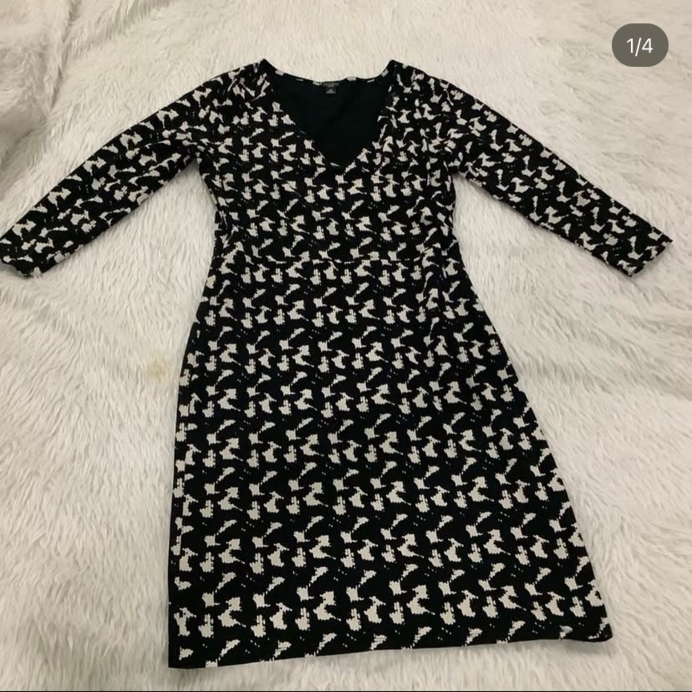 Elegant Black and White Patterned Dress